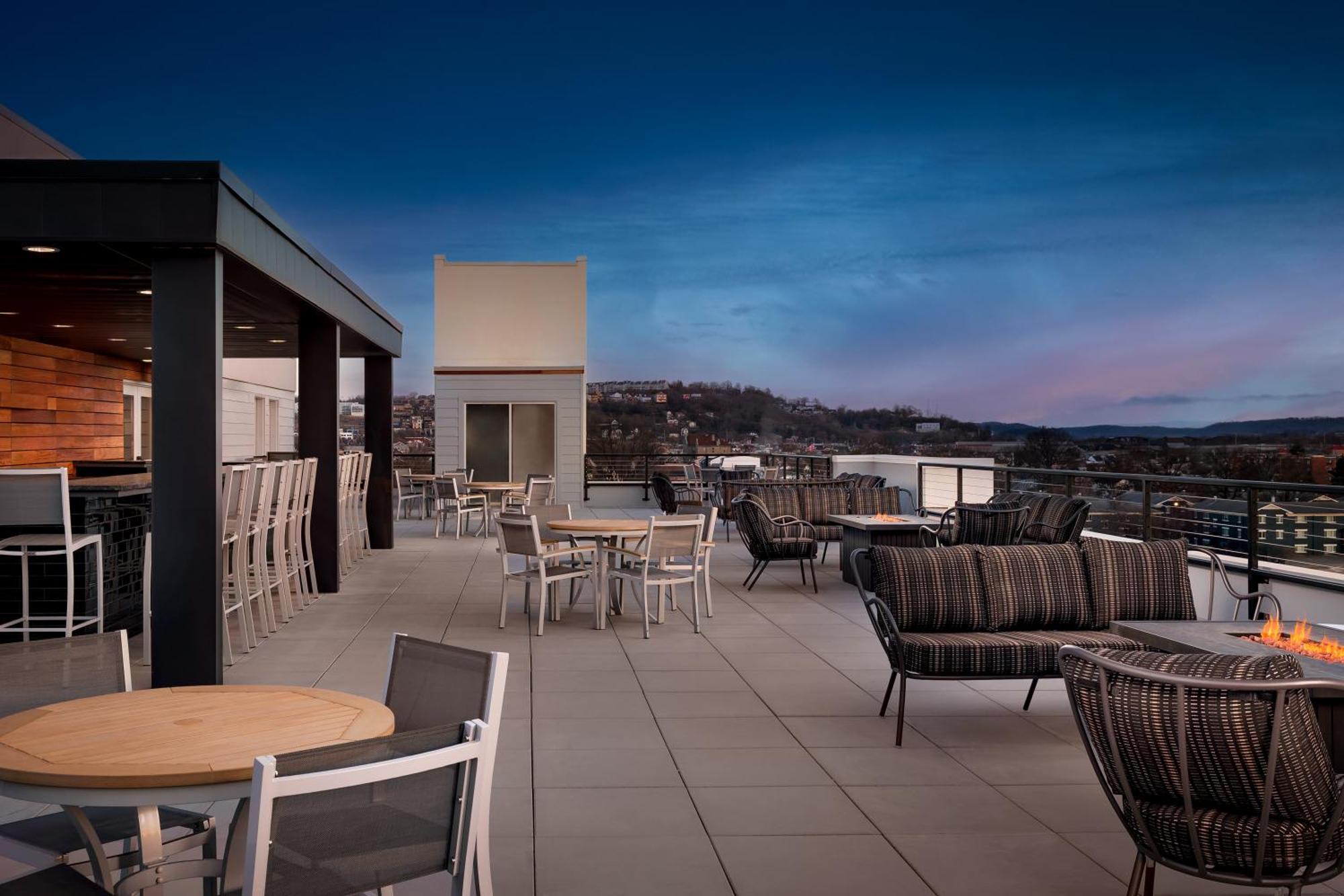 Homewood Suites By Hilton Newport Cincinnati Exterior photo